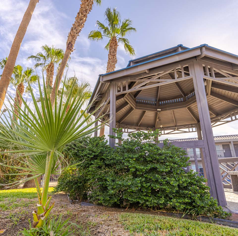  Gazebo  
