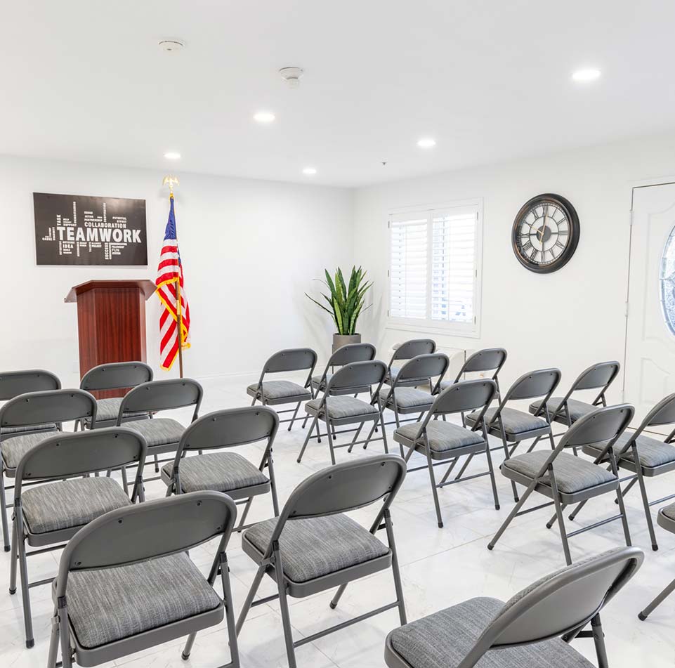 Boardroom & Conference Room 